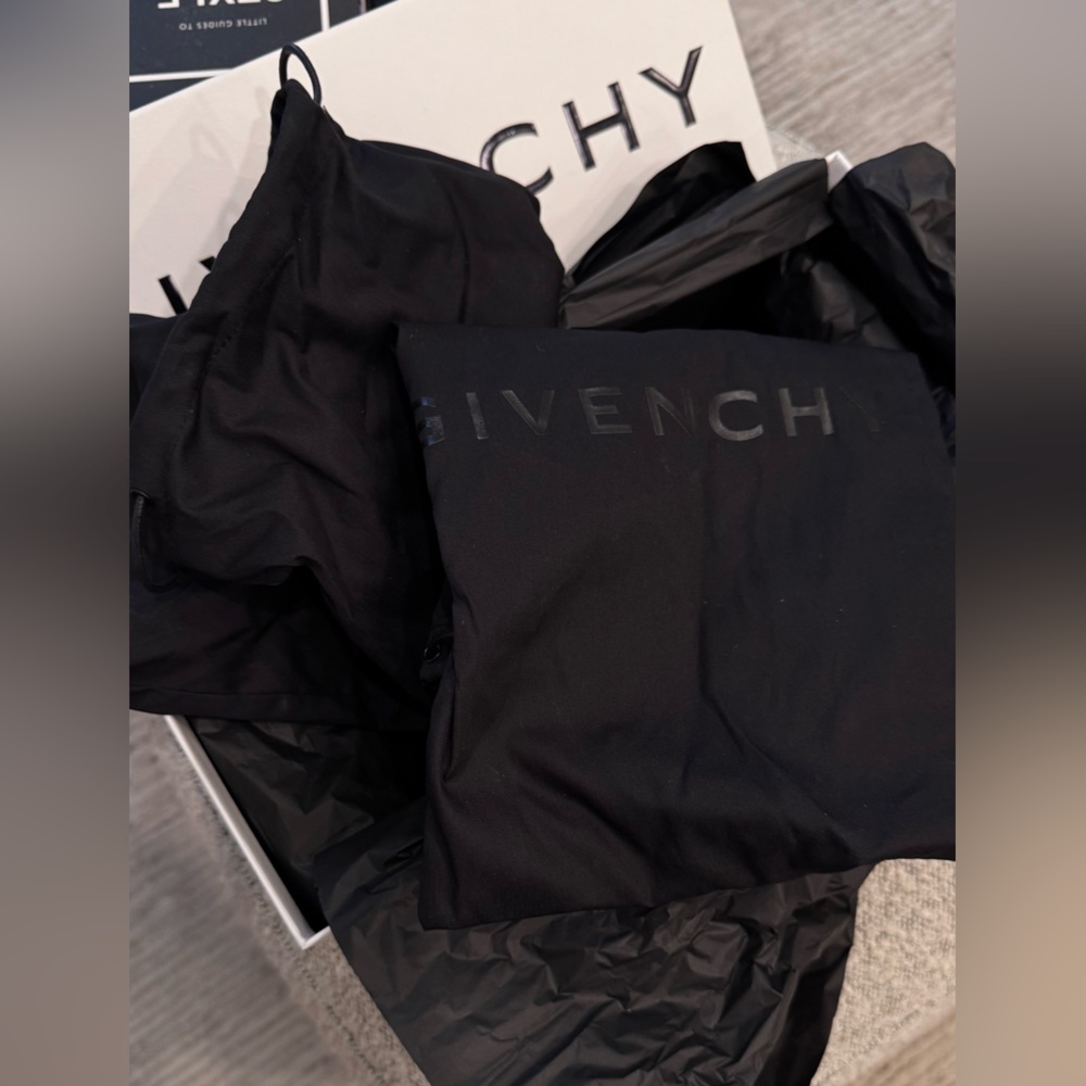 Givenchy red logo flat slides 39 with receipt - Picture 3 of 4